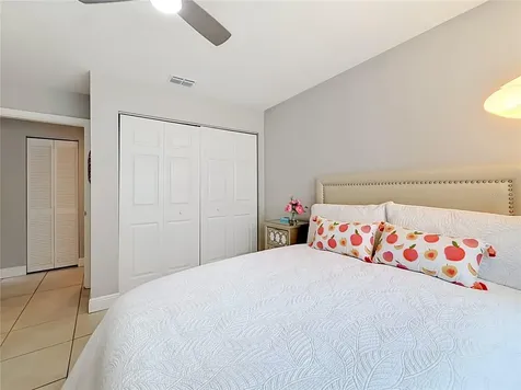 2427 SW 20th Court Ocala FL 34471