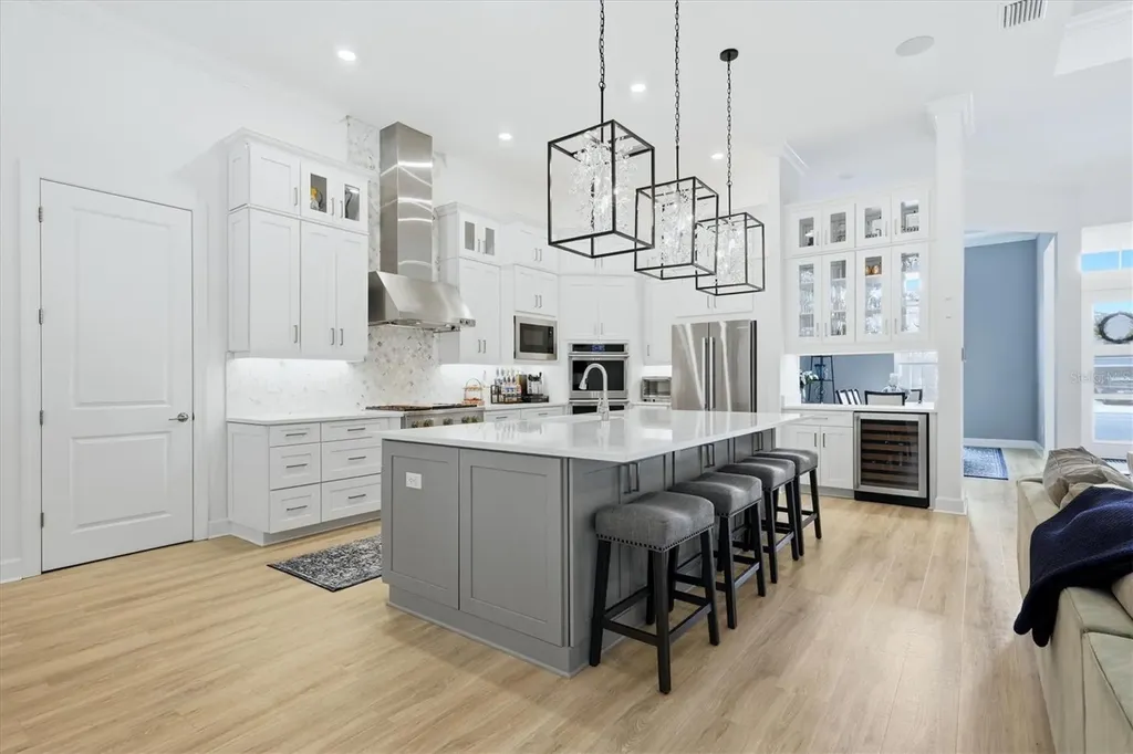 9463 Tequila Sunrise Drive Sarasota FL 34241