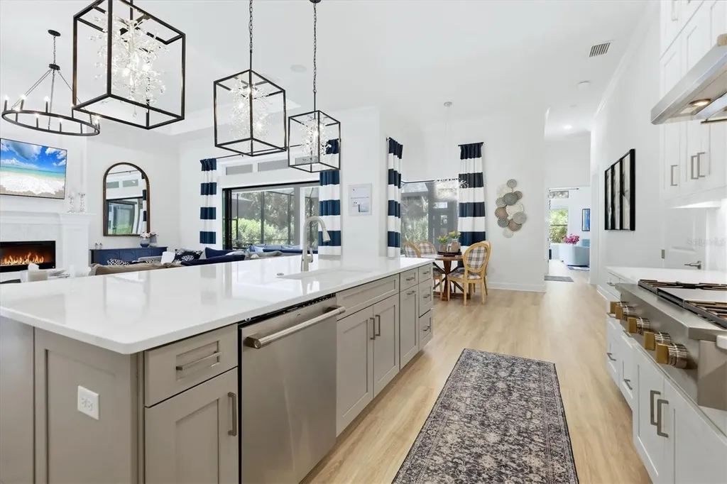 9463 Tequila Sunrise Drive Sarasota FL 34241