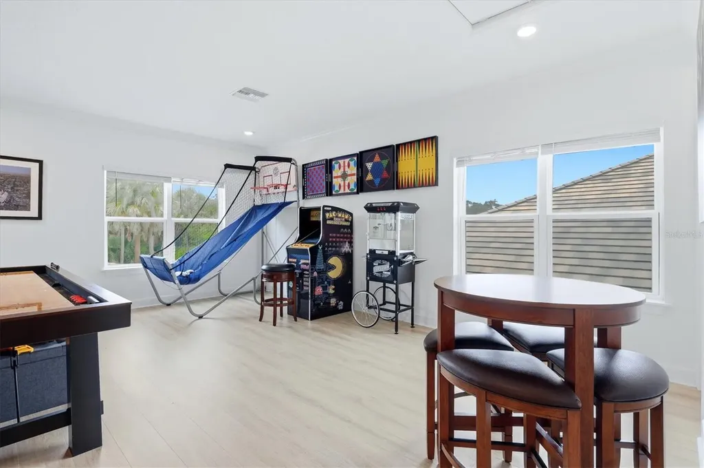 9463 Tequila Sunrise Drive Sarasota FL 34241