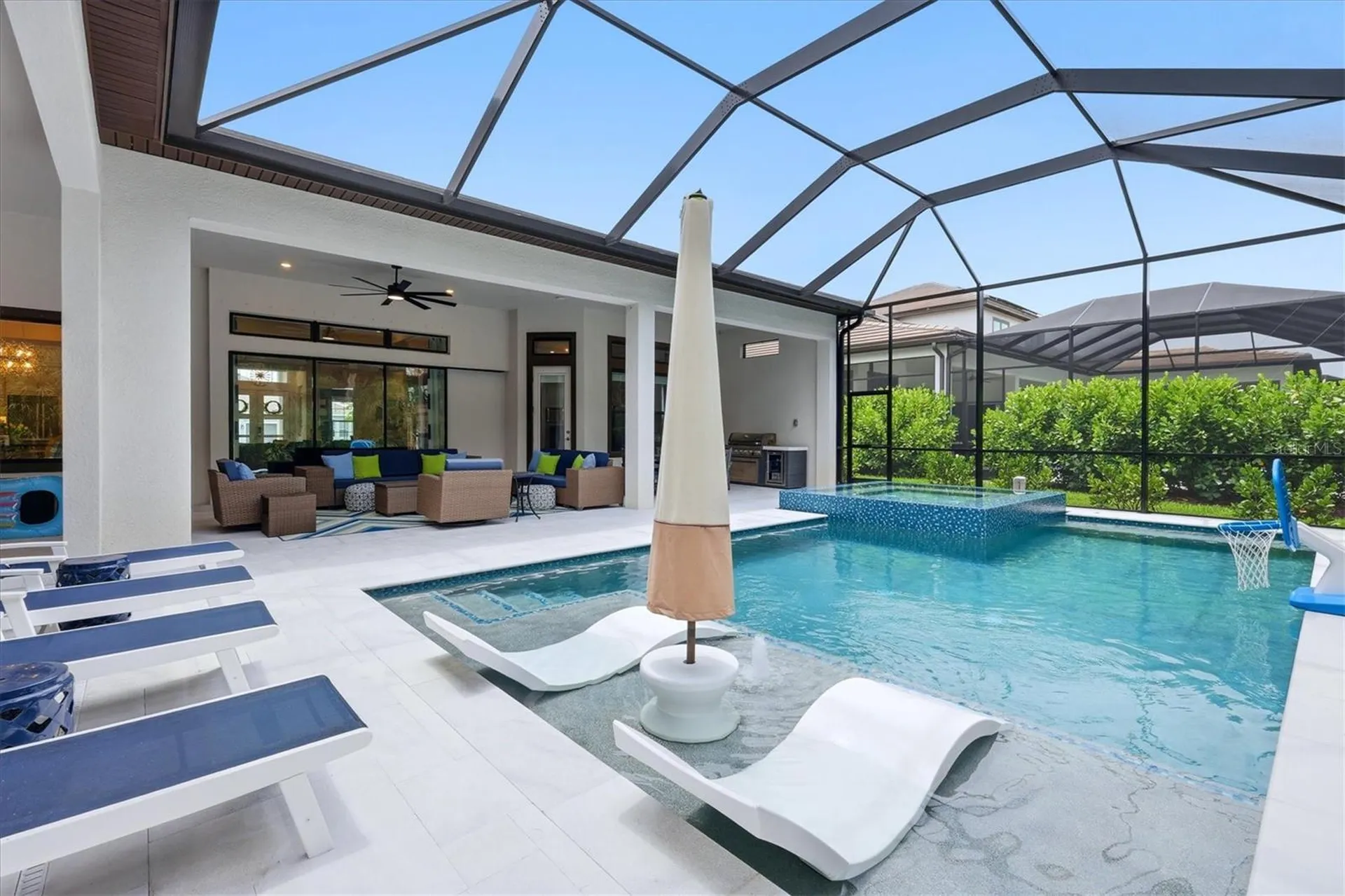 9463 Tequila Sunrise Drive Sarasota FL 34241