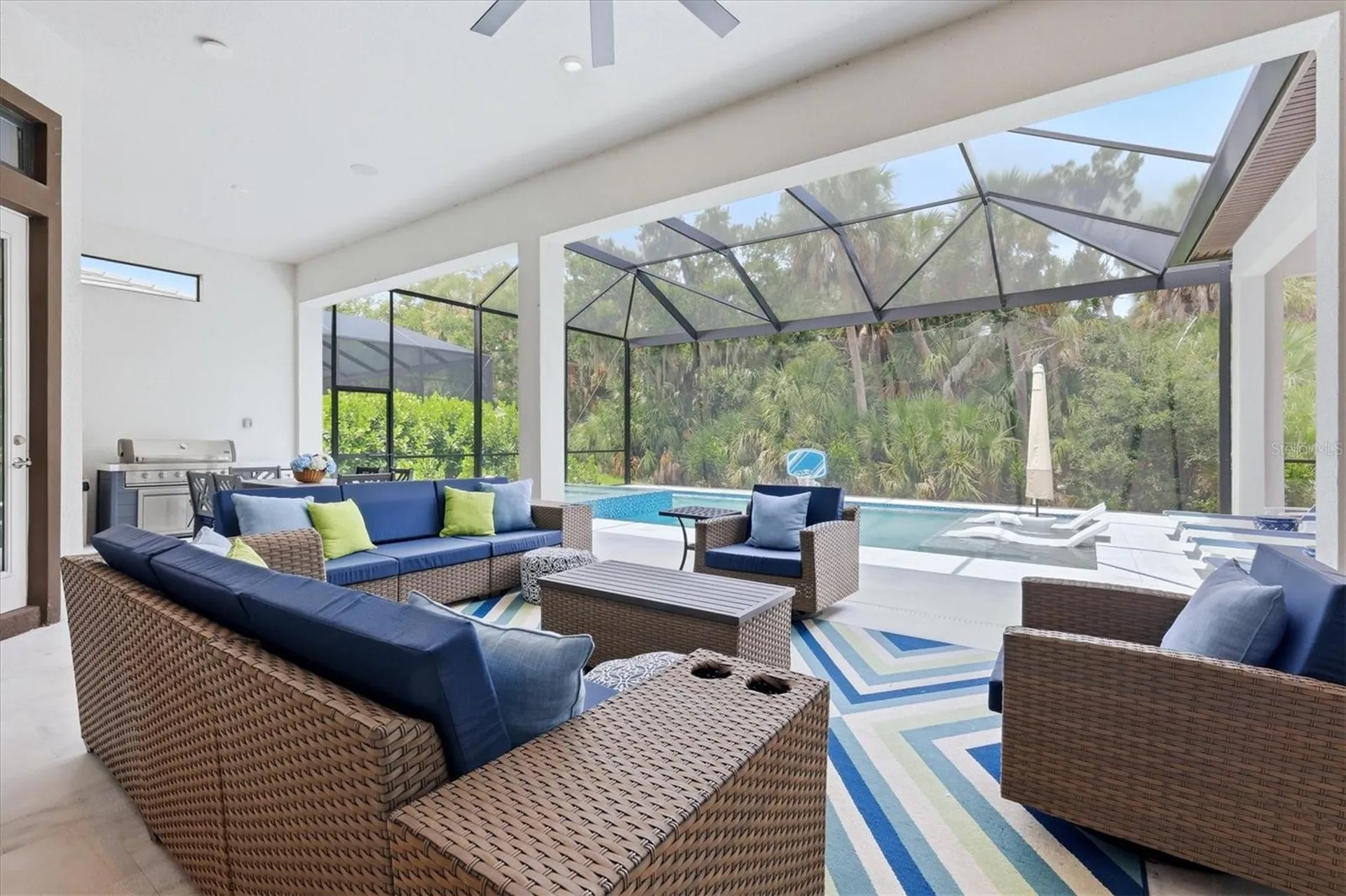 9463 Tequila Sunrise Drive Sarasota FL 34241