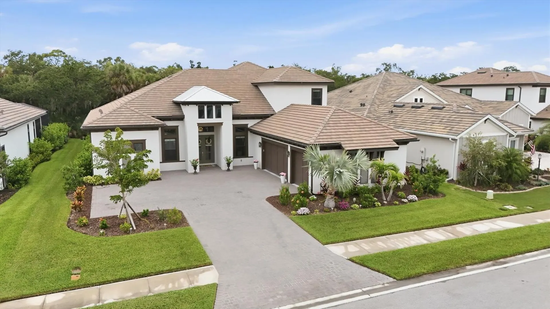 9463 Tequila Sunrise Drive Sarasota FL 34241