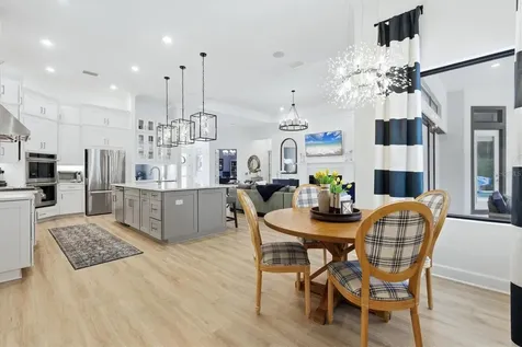 9463 Tequila Sunrise Drive Sarasota FL 34241