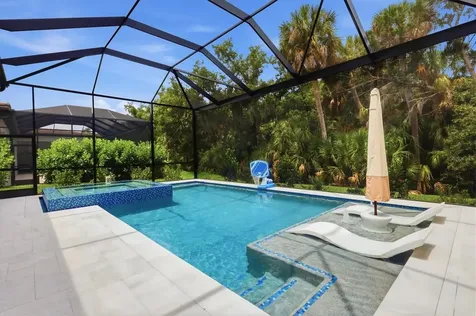 9463 Tequila Sunrise Drive Sarasota FL 34241