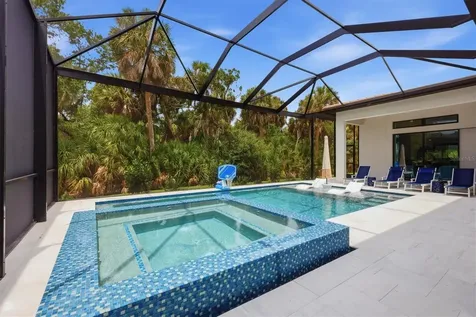 9463 Tequila Sunrise Drive Sarasota FL 34241
