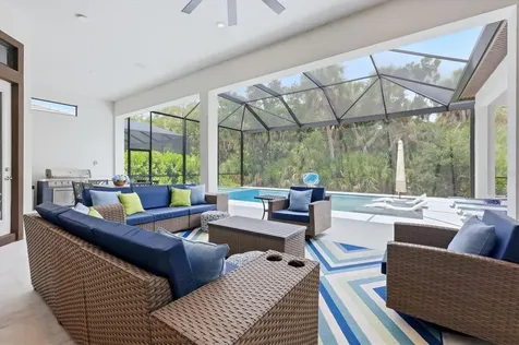 9463 Tequila Sunrise Drive Sarasota FL 34241