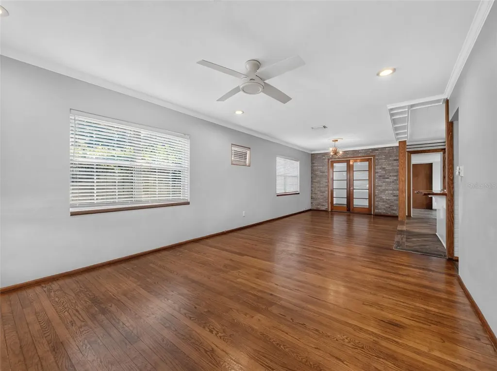 2121 Ivanhoe Road Orlando FL 32804