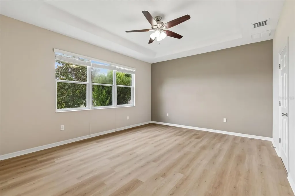17566 Buckingham Garden Drive Lithia FL 33547
