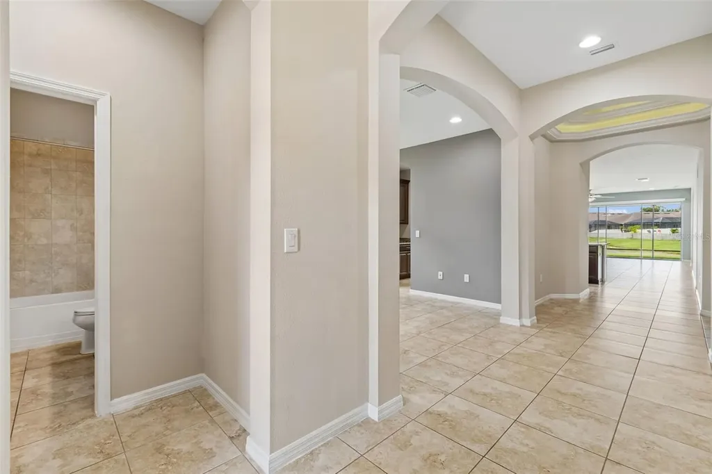 17566 Buckingham Garden Drive Lithia FL 33547