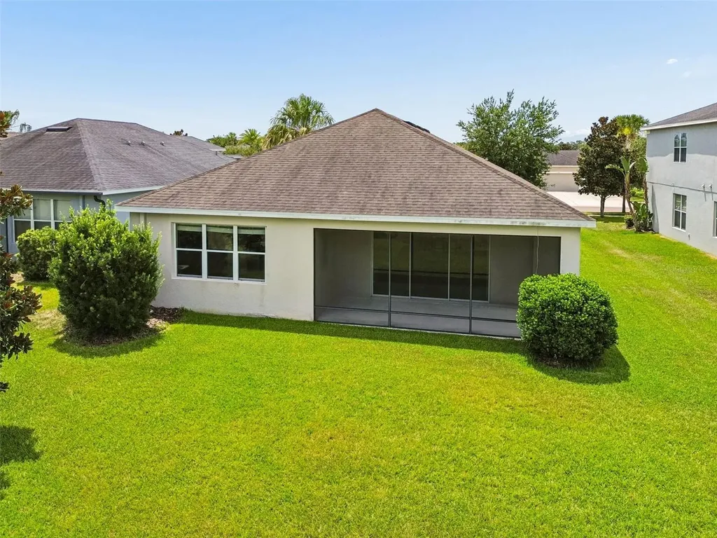 17566 Buckingham Garden Drive Lithia FL 33547