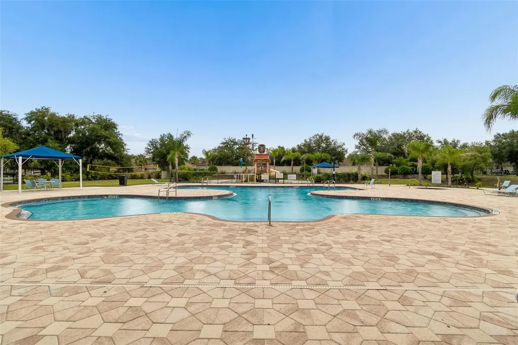 17566 Buckingham Garden Drive Lithia FL 33547