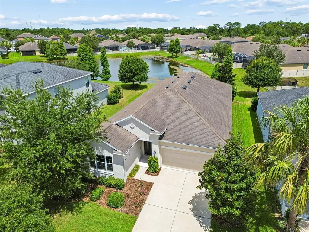 17566 Buckingham Garden Drive Lithia FL 33547