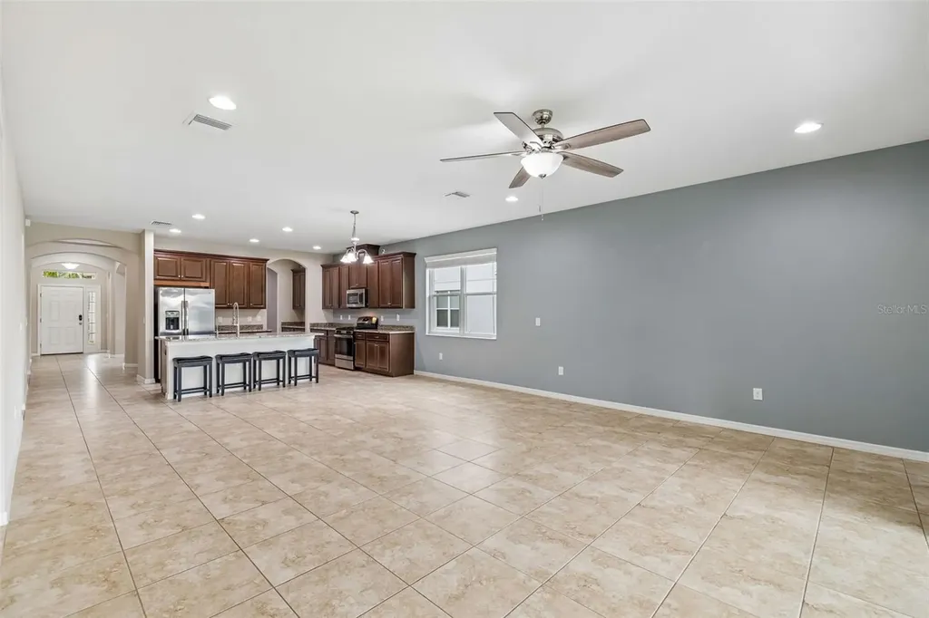 17566 Buckingham Garden Drive Lithia FL 33547