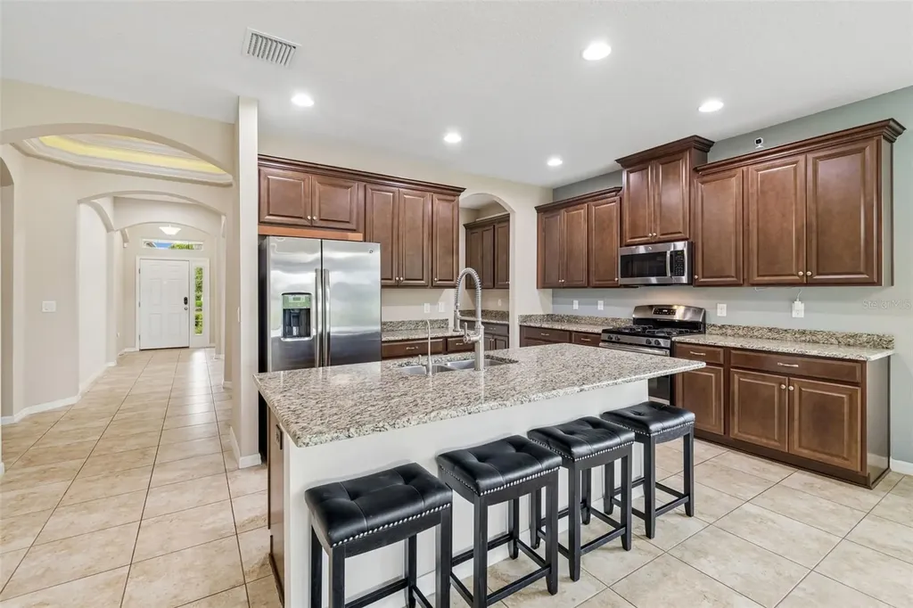 17566 Buckingham Garden Drive Lithia FL 33547