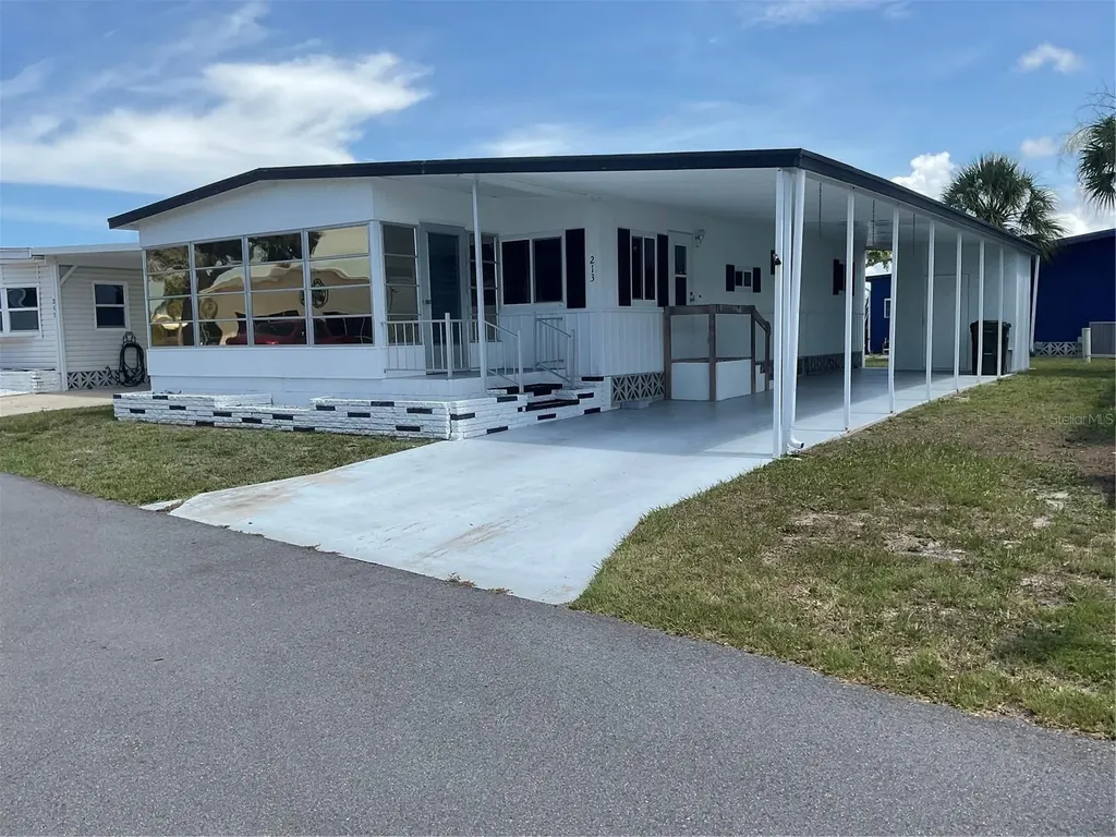 213 Como Drive Venice FL 34285
