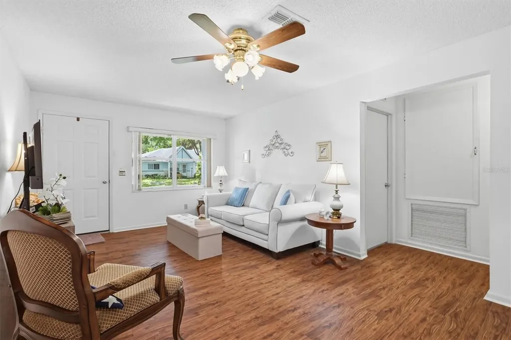 9755 SW 94th Terrace Ocala FL 34481
