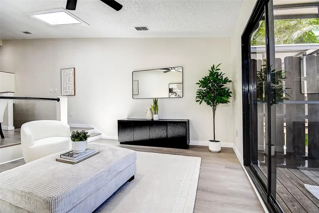 6204 92nd Place N Pinellas Park FL 33782