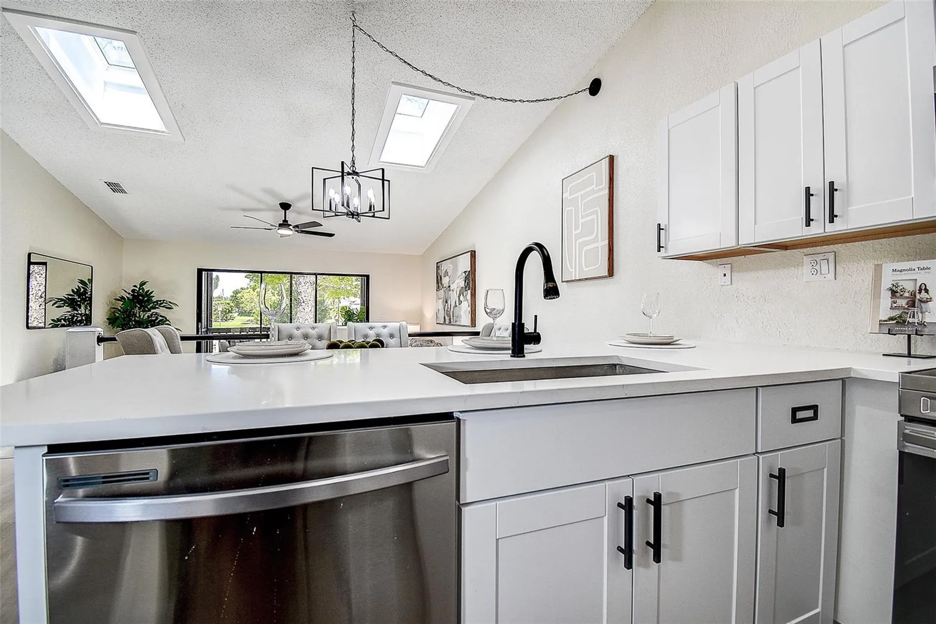 6204 92nd Place N Pinellas Park FL 33782