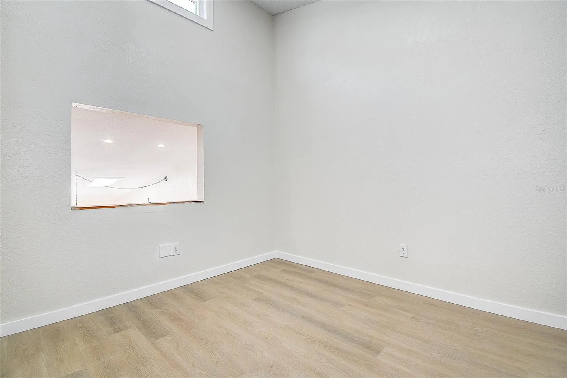 6204 92nd Place N Pinellas Park FL 33782