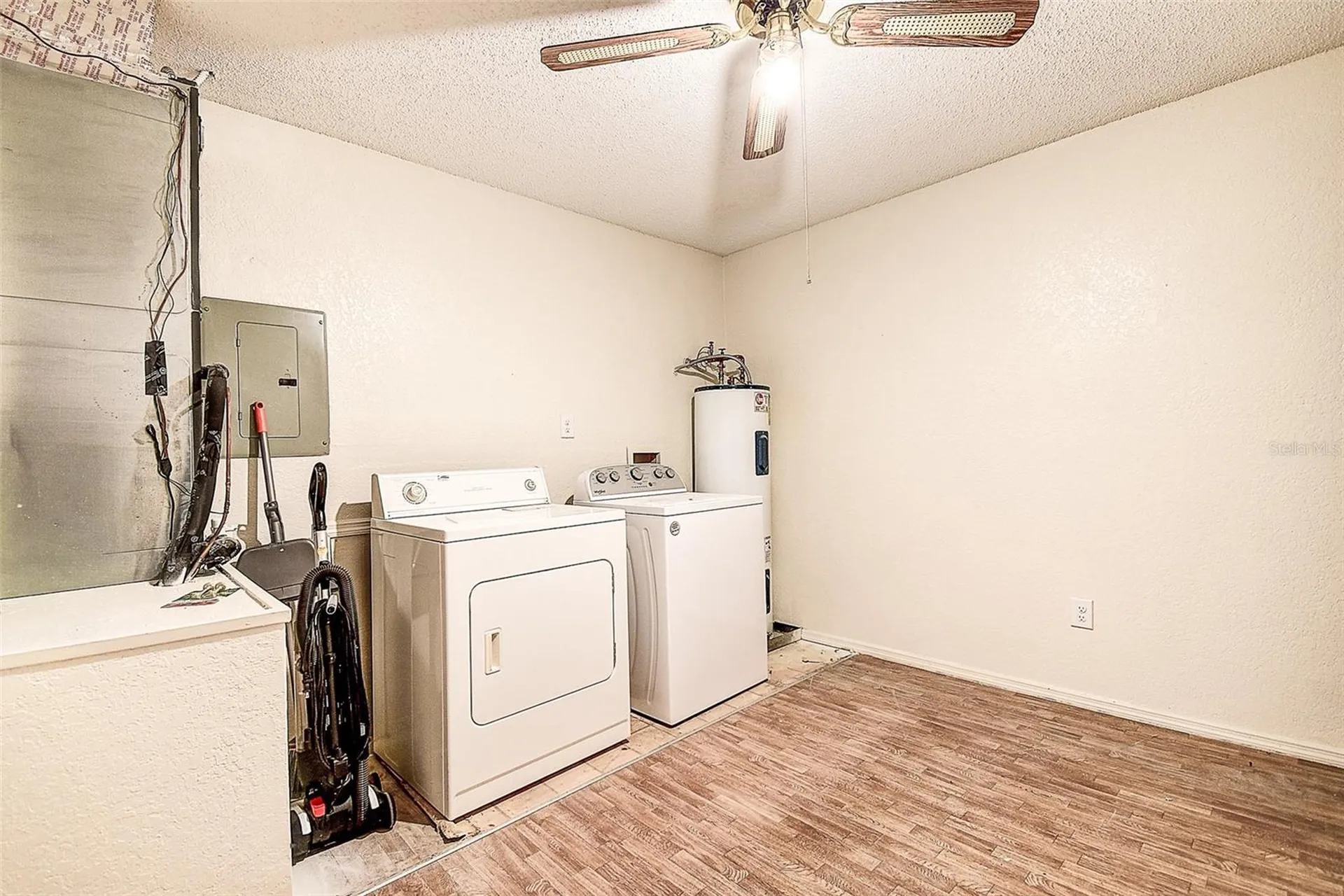 6204 92nd Place N Pinellas Park FL 33782