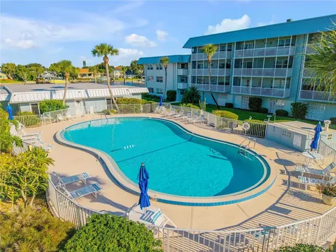 315 N Causeway New Smyrna Beach FL 32169