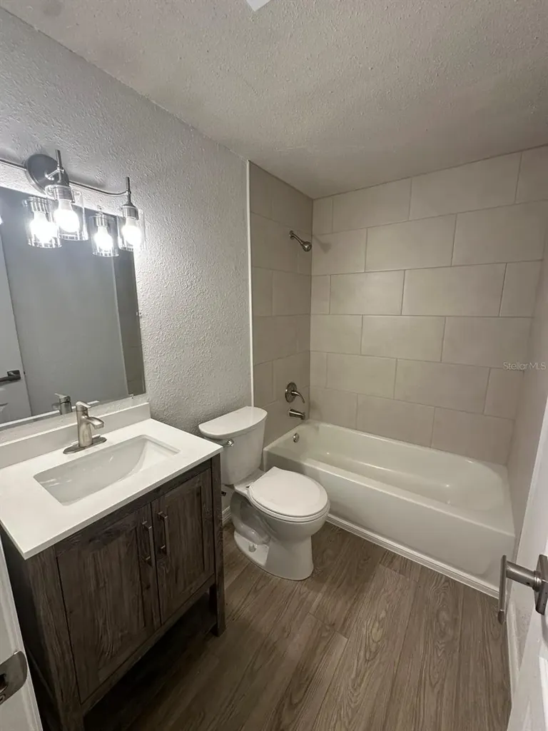 2620 E 33rd Avenue Tampa FL 33610