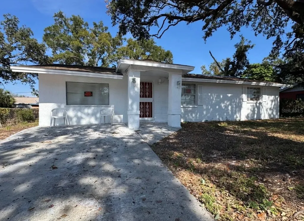 2620 E 33rd Avenue Tampa FL 33610