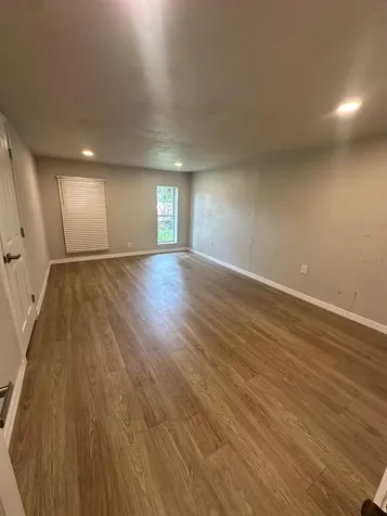2620 E 33rd Avenue Tampa FL 33610