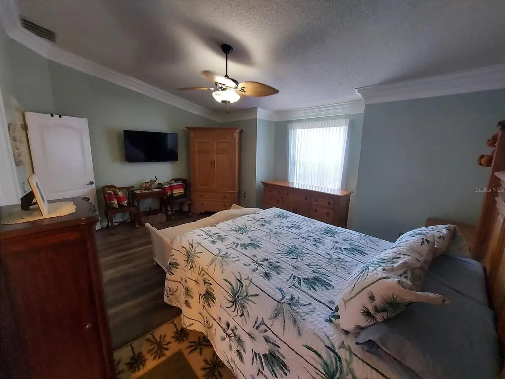26010 Newcombe Circle Leesburg FL 34748