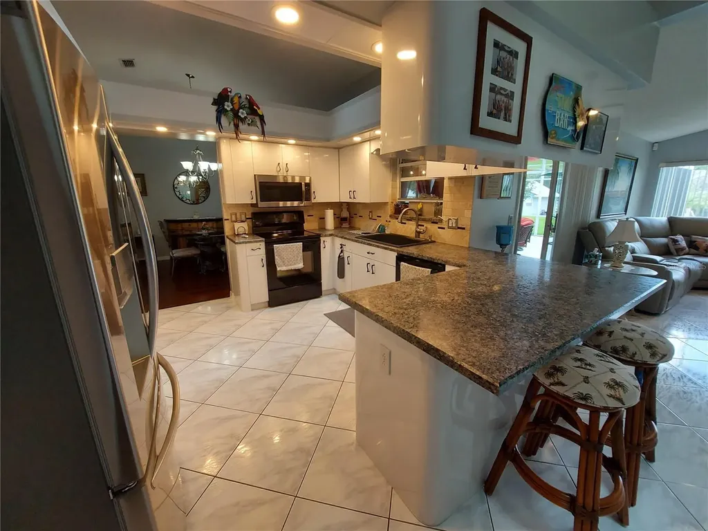 26010 Newcombe Circle Leesburg FL 34748