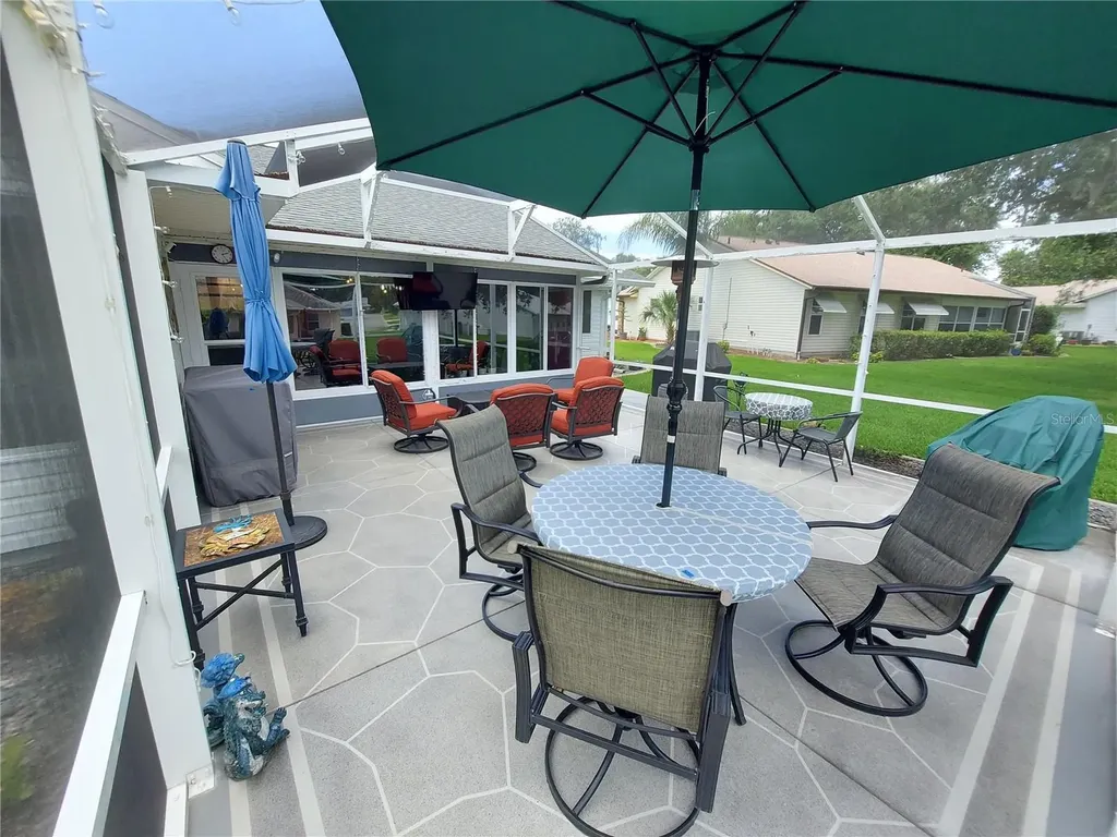 26010 Newcombe Circle Leesburg FL 34748