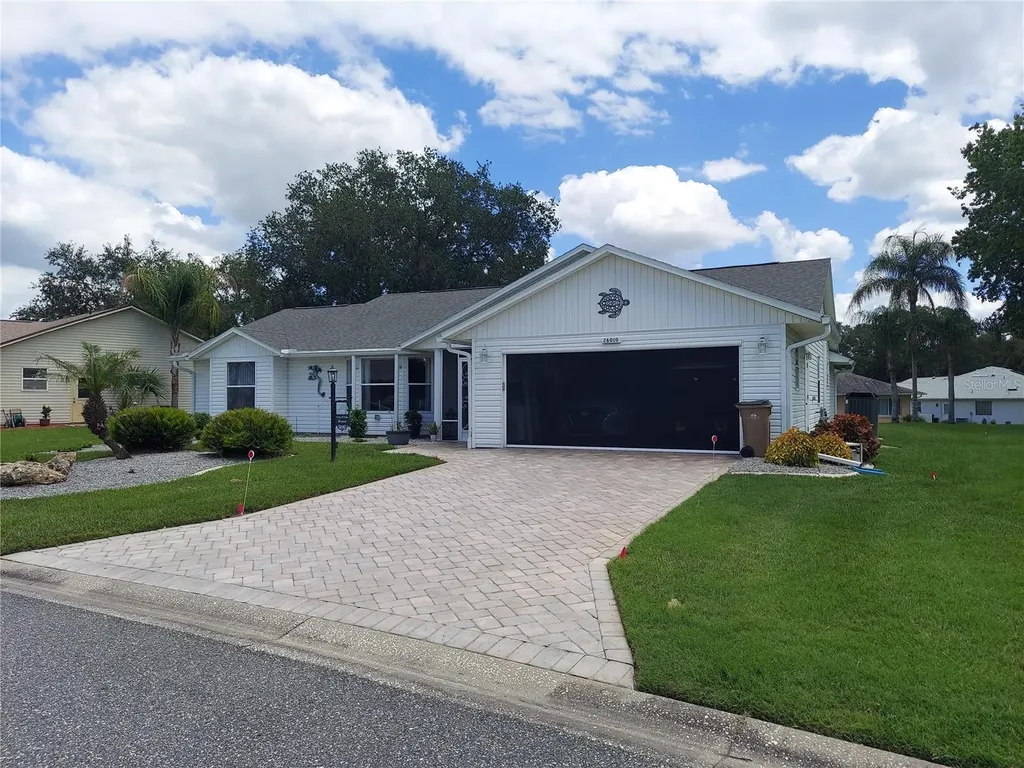 26010 Newcombe Circle Leesburg FL 34748