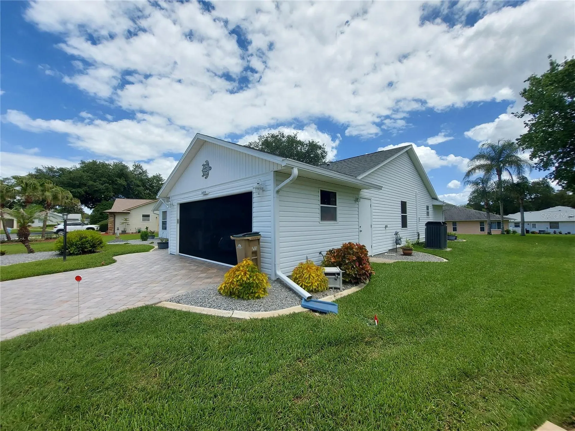 26010 Newcombe Circle Leesburg FL 34748