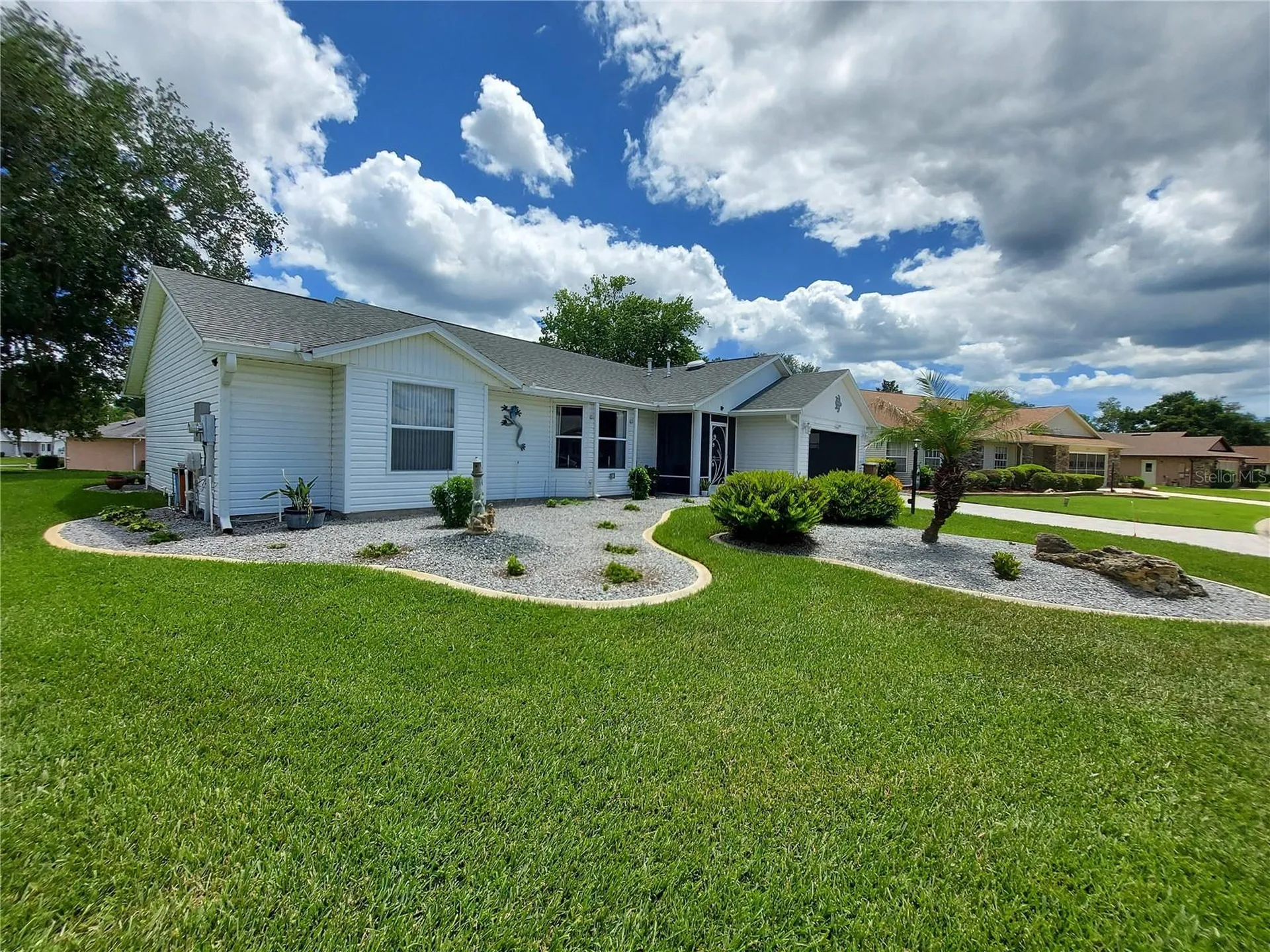 26010 Newcombe Circle Leesburg FL 34748