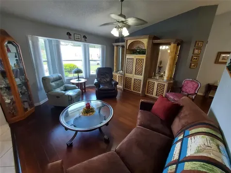 26010 Newcombe Circle Leesburg FL 34748