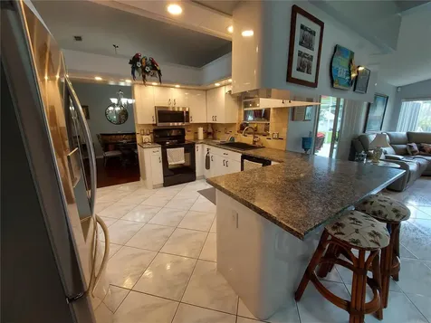 26010 Newcombe Circle Leesburg FL 34748
