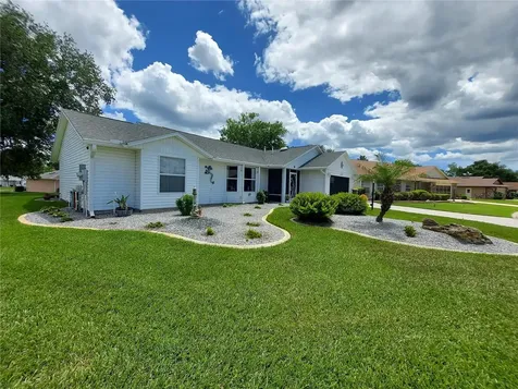 26010 Newcombe Circle Leesburg FL 34748