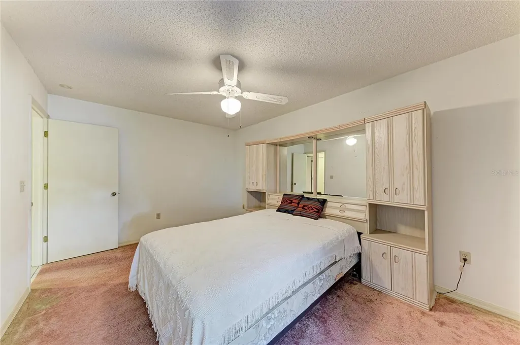 11207 Longwood Court Bradenton FL 34209