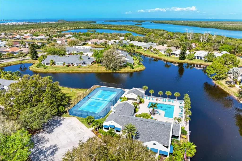11207 Longwood Court Bradenton FL 34209