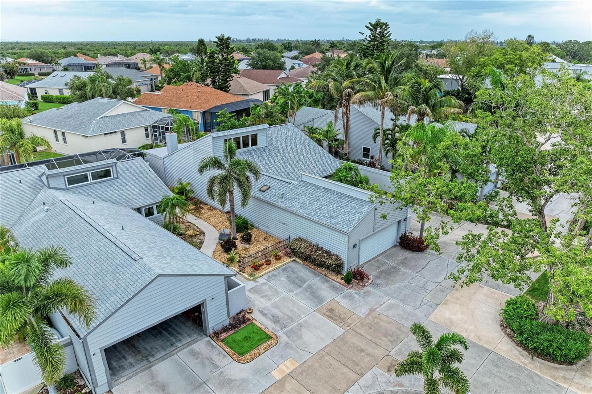 11207 Longwood Court Bradenton FL 34209