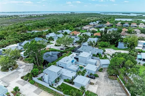 11207 Longwood Court Bradenton FL 34209