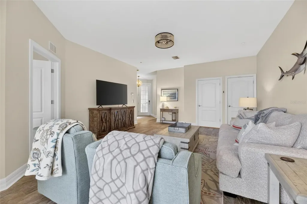 6408 Mayra Shores Lane Apollo Beach FL 33572
