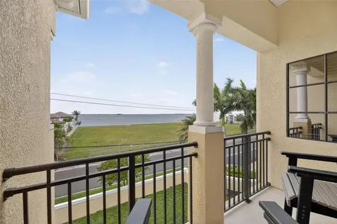 6408 Mayra Shores Lane Apollo Beach FL 33572