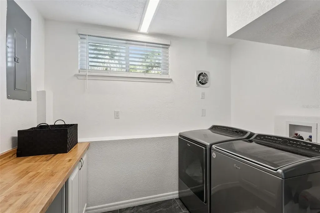 5583 Jessamine Lane Orlando FL 32839