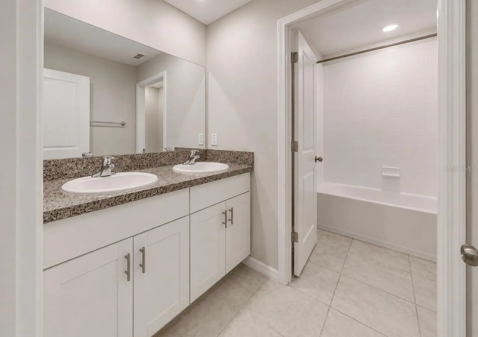 15735 Fort Island Place Sun City Center FL 33573
