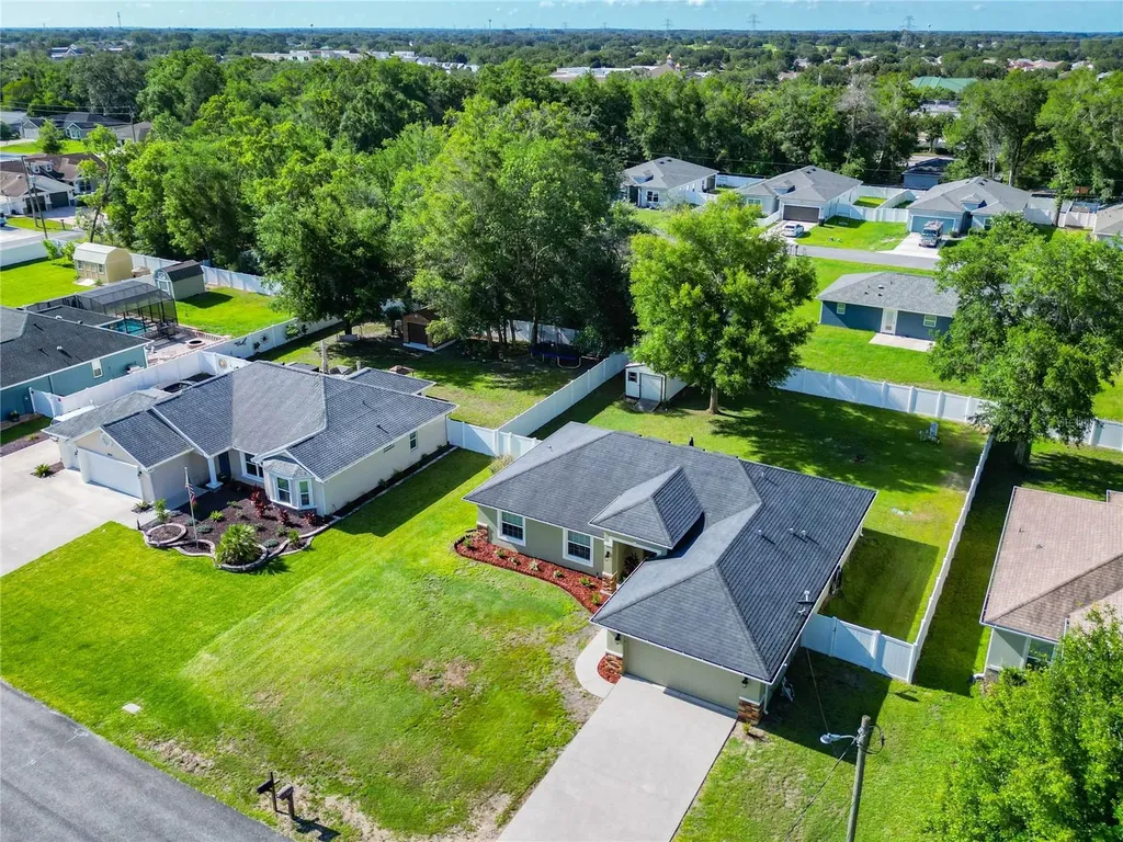 8580 SE 163rd Lane Summerfield FL 34491