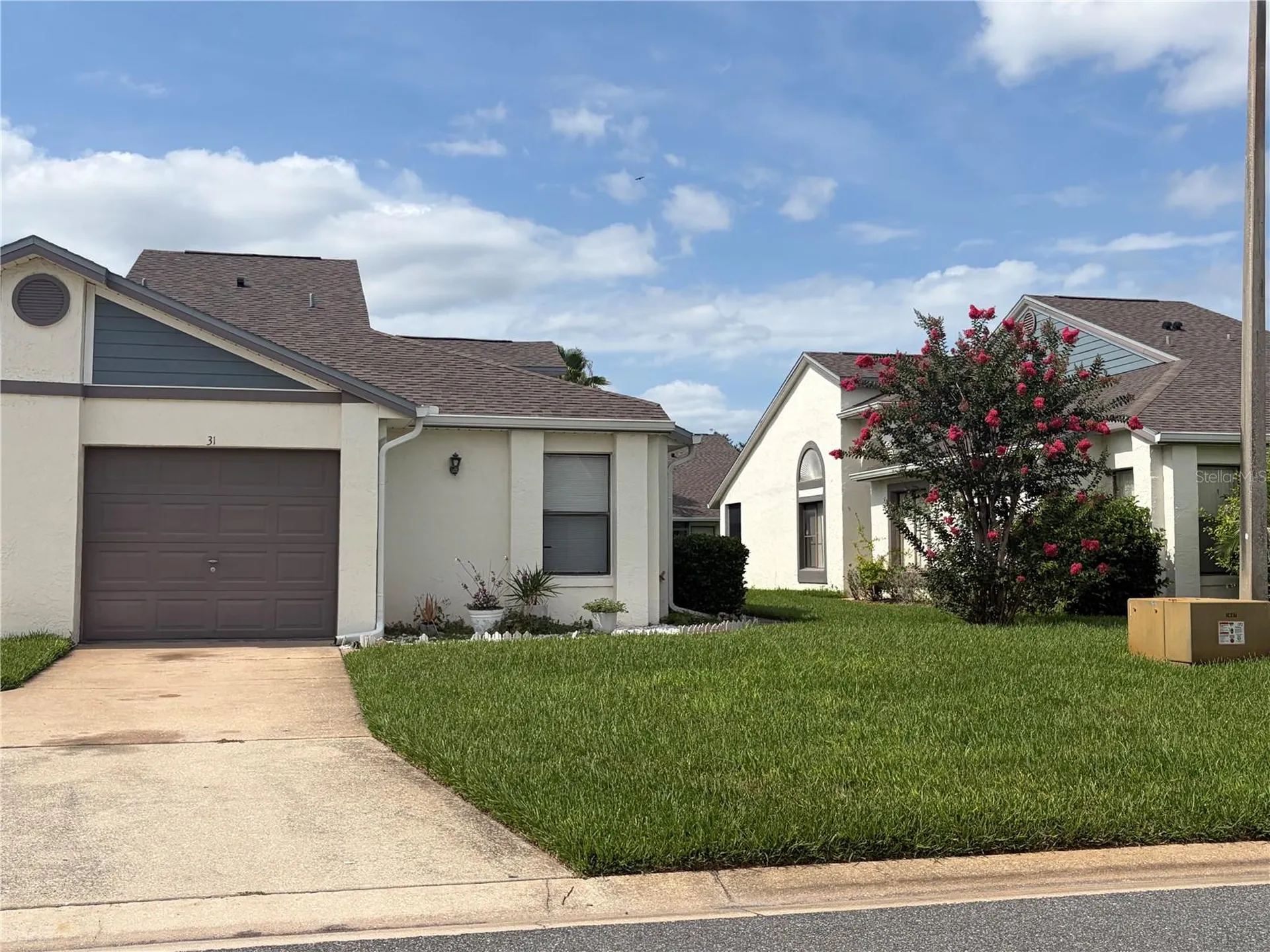 31 Lakepointe Circle Kissimmee FL 34743