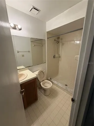 31 Lakepointe Circle Kissimmee FL 34743