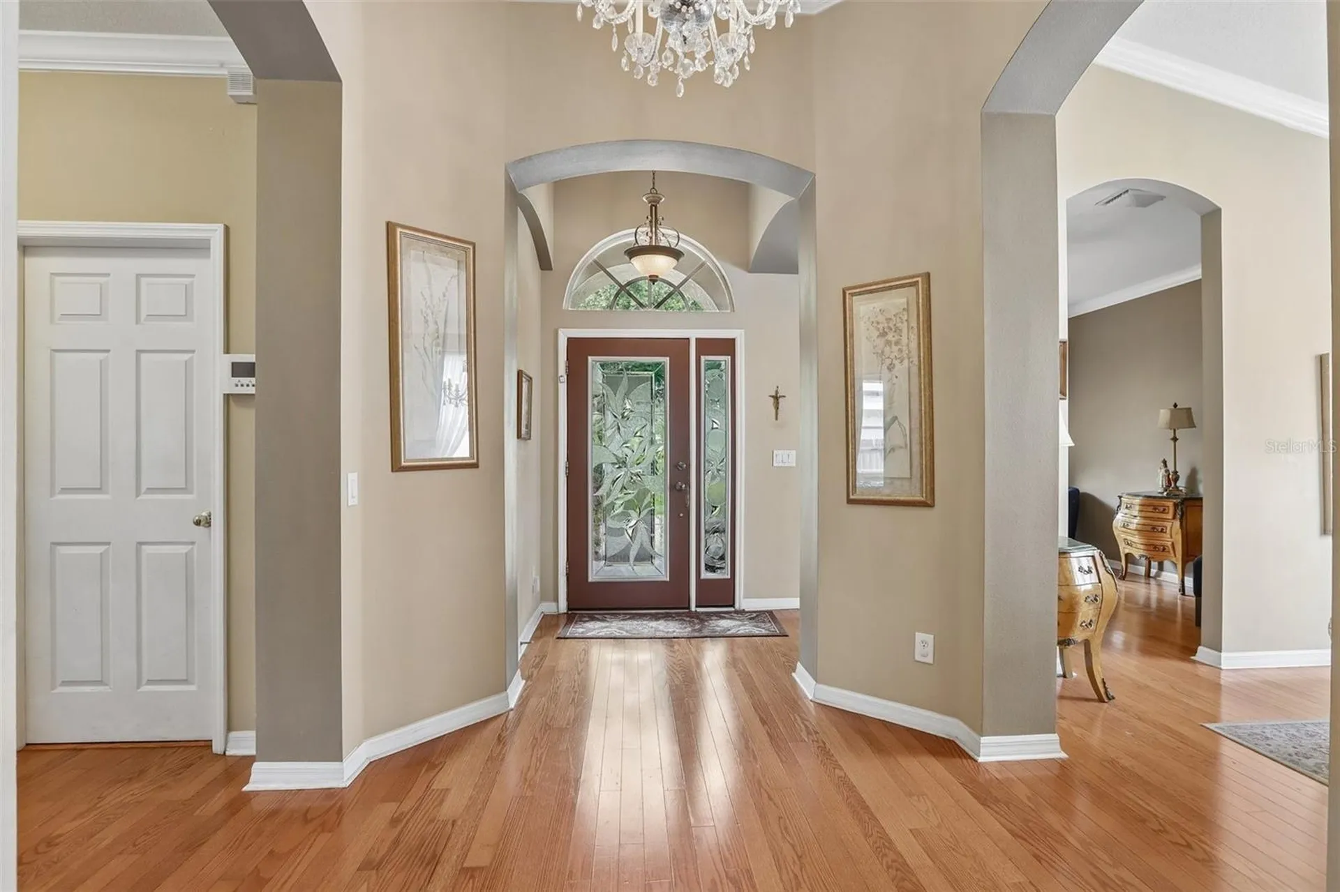 4761 Whispering Wind Avenue Tampa FL 33614